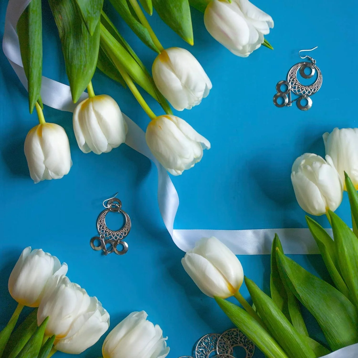 گل لاله مصنوعی Azonee برای دکوراسیون، گل های مصنوعی لاله ابریشمی لمس واقعی برای دکوراسیون منزل داخلی، گل های مصنوعی عمده برای هدیه روز شکرگزاری گلدان عروسی 30 عدد (سفید)