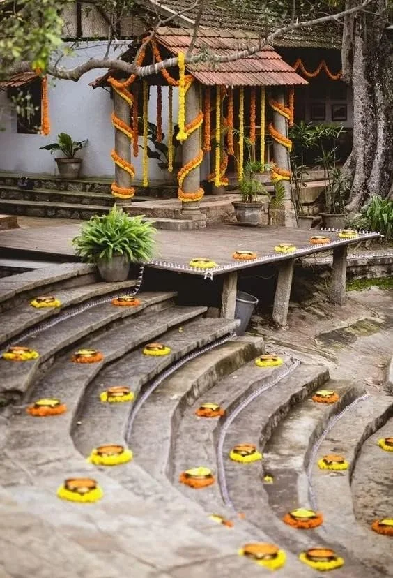 دسته گل گل همیشه بهار مصنوعی زرد 5 فوتی DECORATION CRAFT برای مهمانی ها، عروسی، دیوالی، مهندی، پوجا، جشنواره و دکوراسیون تم سنتی هندی، دکوراسیون منزل، پس زمینه های عکاسی، DIY