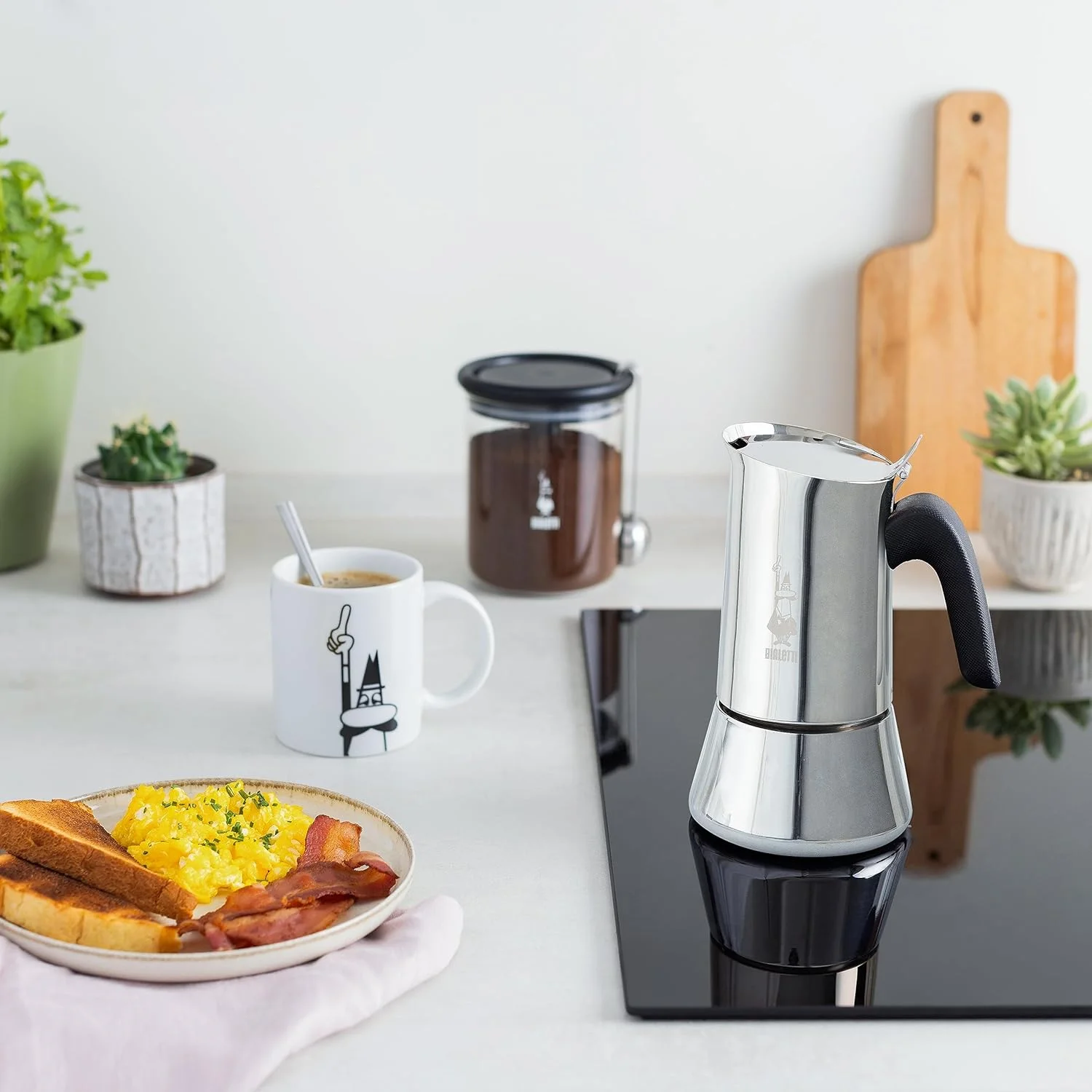بیالتی - New Venus Induction، قهوه ساز روگازی، مناسب برای انواع اجاق گاز، استیل ضد زنگ، 10 فنجان (460 میلی لیتر)، آلومینیوم، نقره ای بیالتی - New Venus Induction، قهوه ساز روگازی، مناسب برای انواع اجاق گاز، استیل ضد زنگ، 10 فنجان (460 میلی لیتر)، آلومینیوم، نقره ای