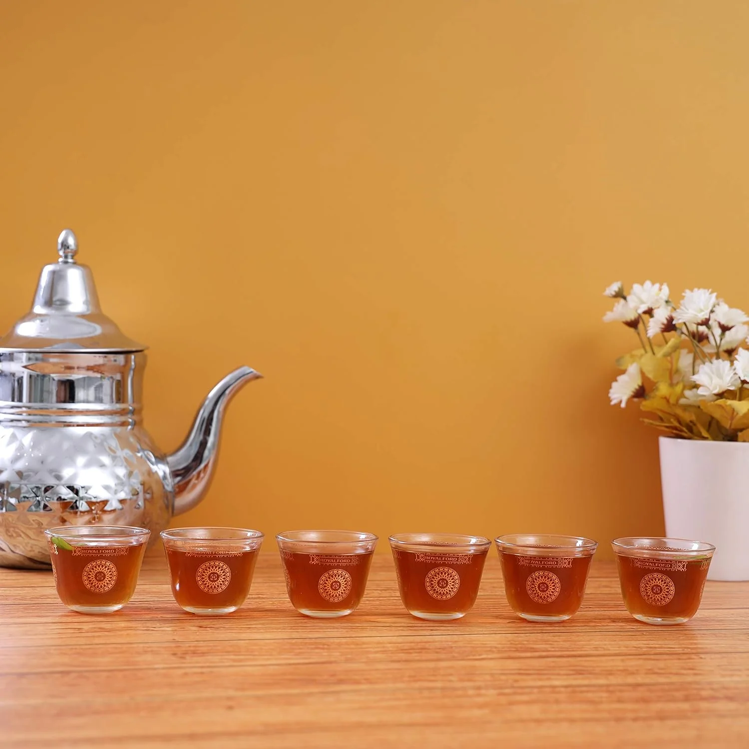 فنجان قهوه شیشه ای دیواره ضخیم 6 عددی رویال فورد، لیوان های دوجداره عایق حرارتی مقاوم در برابر حرارت، ماگ های حرارتی برای نوشیدنی های گرم و سرد، هدیه خانه نویی (لایا)