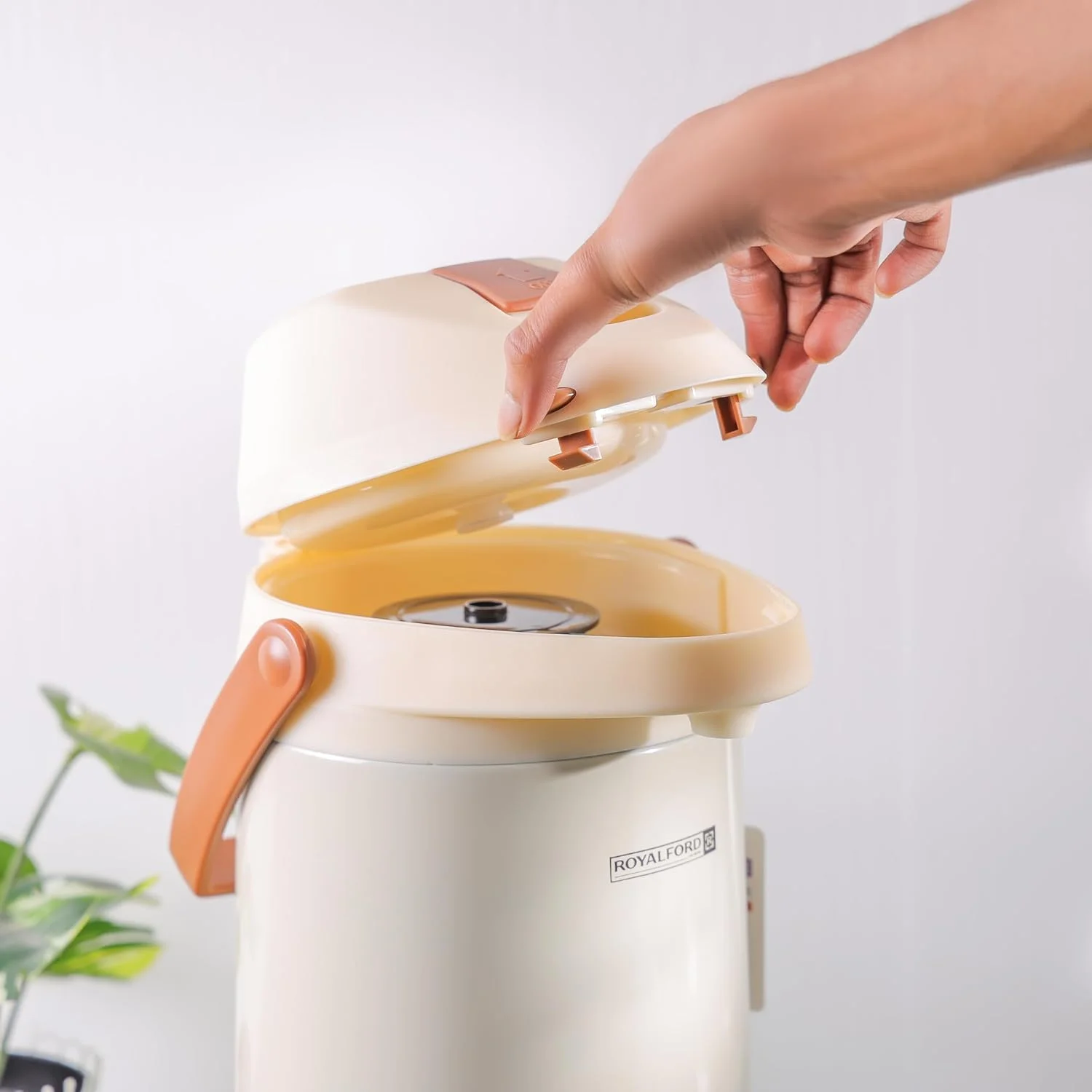 ست فلاسک وکیوم رویال فورد مدل RF12149، فلاسک قهوه حرارتی گرم و سرد 3500 میلی لیتر، قوری چای با دیواره داخلی شیشه ای دوجداره ست فلاسک وکیوم رویال فورد مدل RF12149، فلاسک قهوه حرارتی گرم و سرد 3500 میلی لیتر، قوری چای با دیواره داخلی شیشه ای دوجداره