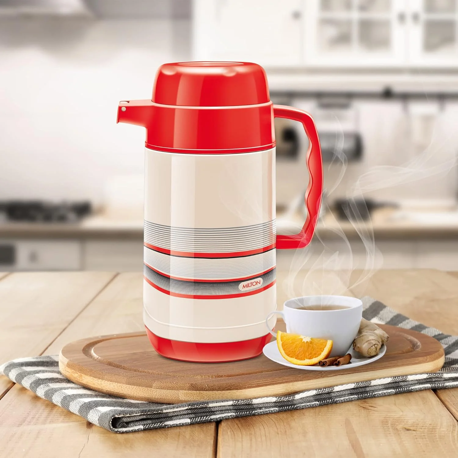 پارچ استیل دوجداره میلتون مدل Regal Tuff، 1 لیتر، 1 عدد، کرم | بدون BPA | مناسب برای نوشیدنی های گرم و سرد | حمل آسان | ضد نشت | چای | قهوه | آب | نوشیدنی های گرم، 1 لیتر