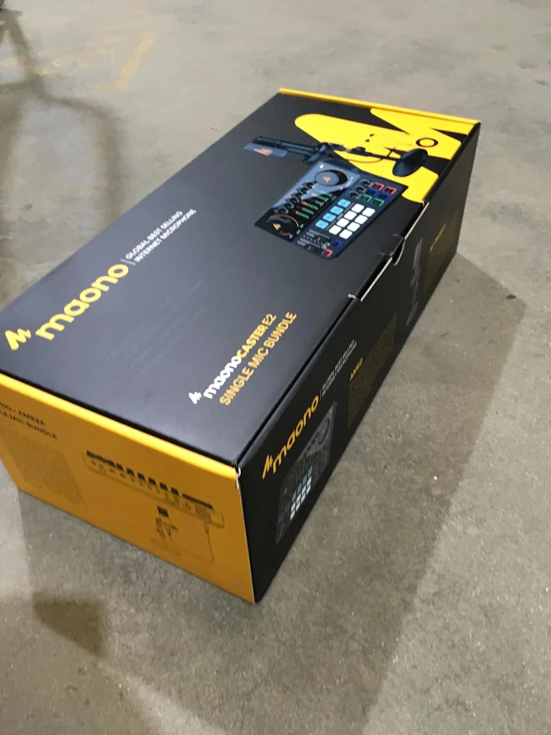 پکیج تجهیزات پادکست همه کاره Maonocaster AME2A با میکروفون کاندنسر XLR برای ضبط، استریم، صداگذاری، یوتیوب، کامپیوتر، گیتار - مشکی پکیج تجهیزات پادکست همه کاره Maonocaster AME2A با میکروفون کاندنسر XLR برای ضبط، استریم، صداگذاری، یوتیوب، کامپیوتر، گیتار - مشکی