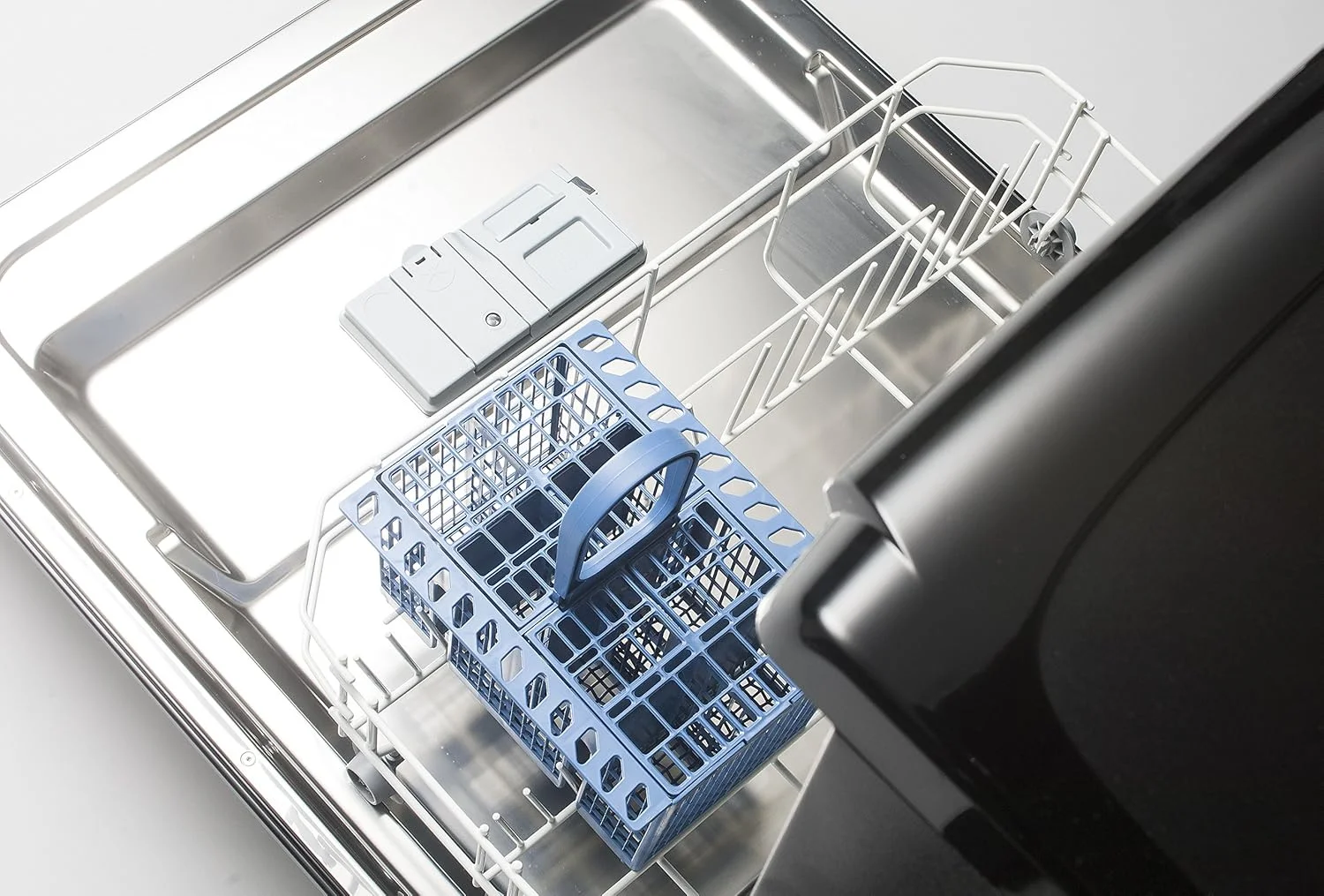 ماشین ظرفشویی ایستاده 13 نفره ایندزیت مدل DFG 15B1 K - ماشین ظرفشویی (ایستاده، مشکی، دکمه ای، چرخشی، 13 نفره، 49 دسی بل) [کلاس انرژی A]