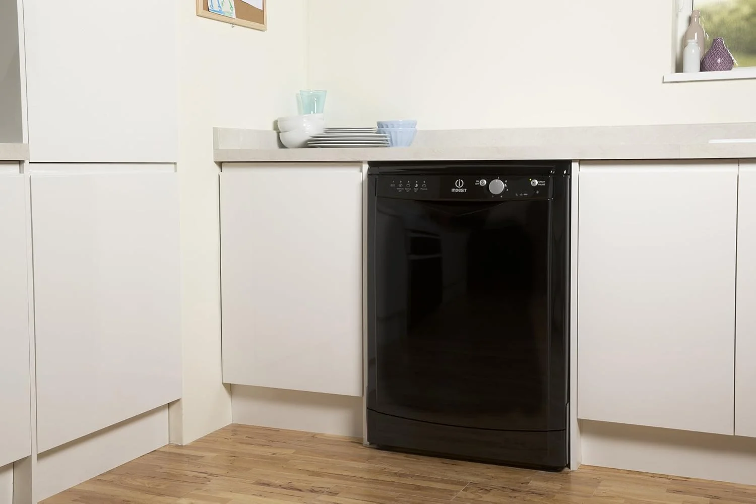 ماشین ظرفشویی ایستاده 13 نفره ایندزیت مدل DFG 15B1 K - ماشین ظرفشویی (ایستاده، مشکی، دکمه ای، چرخشی، 13 نفره، 49 دسی بل) [کلاس انرژی A]