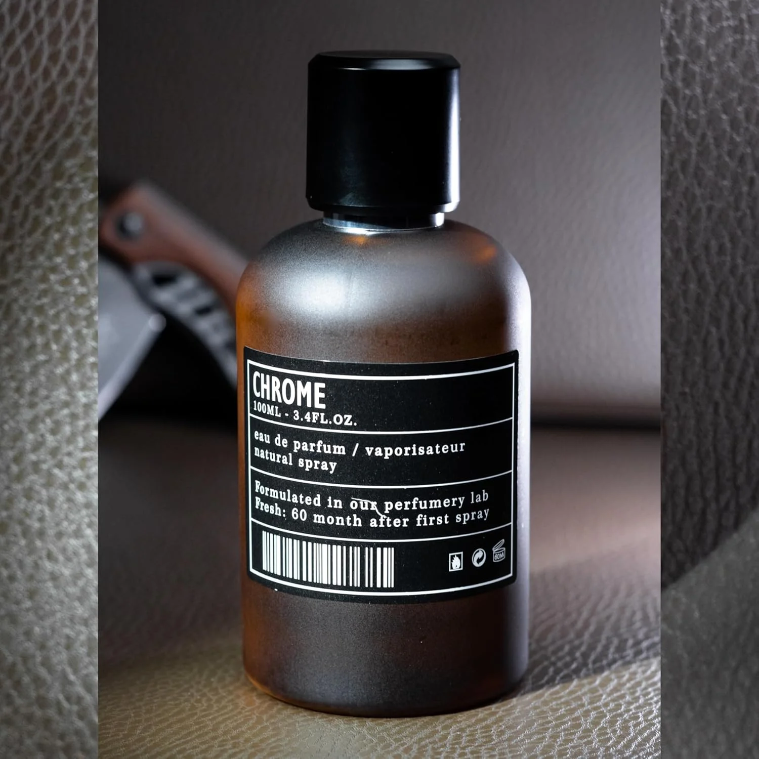 عطر унисекс کروم ARO FAC By AMD Perfumes - عطر کلاسیک برای مردان و زنان - رایحه های ماندگار مردانه و زنانه با ترکیبی از اسطوخودوس و چوب سدر ادو پرفیوم EDP 100ml عطر унисекс کروم ARO FAC By AMD Perfumes - عطر کلاسیک برای مردان و زنان - رایحه های ماندگار مردانه و زنانه با ترکیبی از اسطوخودوس و چوب سدر ادو پرفیوم EDP 100ml