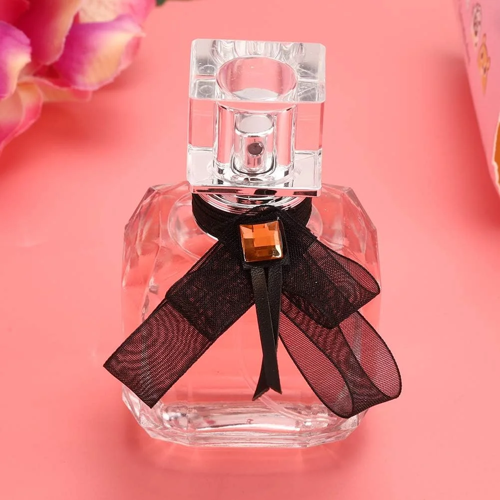ادو پرفیوم (50 میل) - عطر زنانه با رایحه ماندگار گل و میوه طبیعی ادو پرفیوم (50 میل) - عطر زنانه با رایحه ماندگار گل و میوه طبیعی