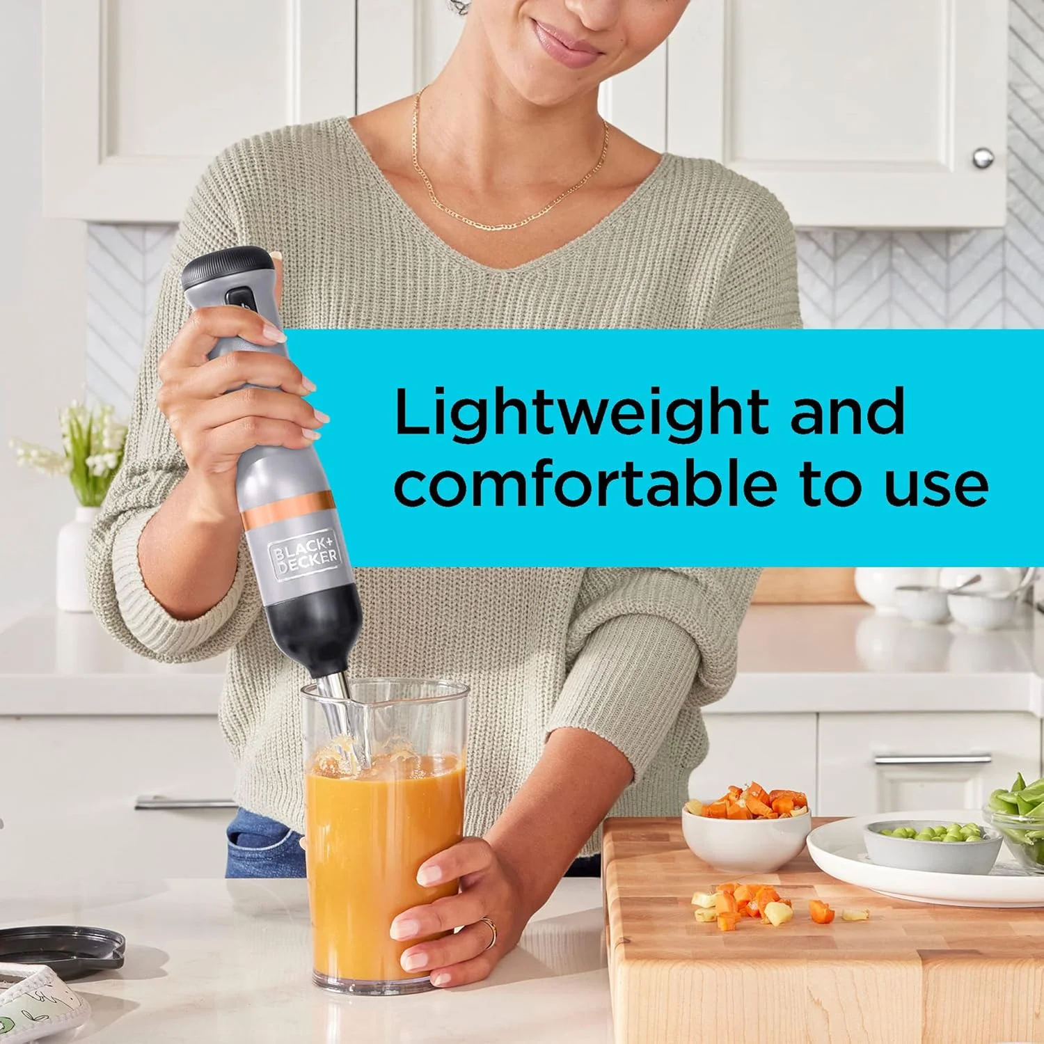 همزن برقی غوطه وری بی سیم Black & Decker Kitchen Wand 7.2V با تنظیمات 5 سرعته، پیمانه اندازه گیری 700 میلی لیتری، پایه شارژ با نشانگر باتری، پلاستیک فاقد BPA، BCKM1011KBF-GB با 2 سال گارانتی همزن برقی غوطه وری بی سیم Black & Decker Kitchen Wand 7.2V با تنظیمات 5 سرعته، پیمانه اندازه گیری 700 میلی لیتری، پایه شارژ با نشانگر باتری، پلاستیک فاقد BPA، BCKM1011KBF-GB با 2 سال گارانتی