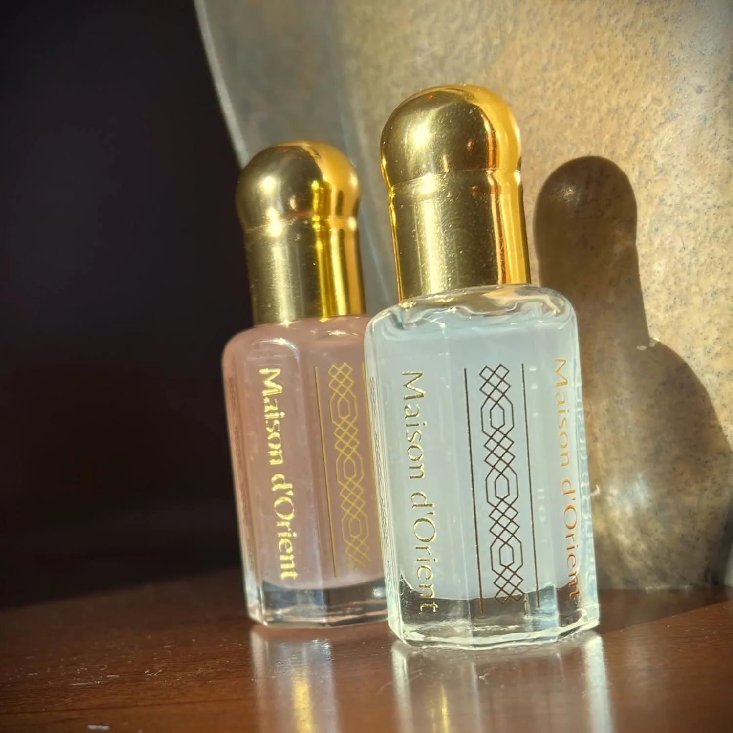 مجموعه طهاره Maison d'Orient 2x6mL | عطر روغنی بدن مشک صورتی و مشک سفید زنانه | عطرهای عربی | عطرهای عربی زنانه (Perfumes Arabes de Mujer - Almizcle Blanco y Rosa)