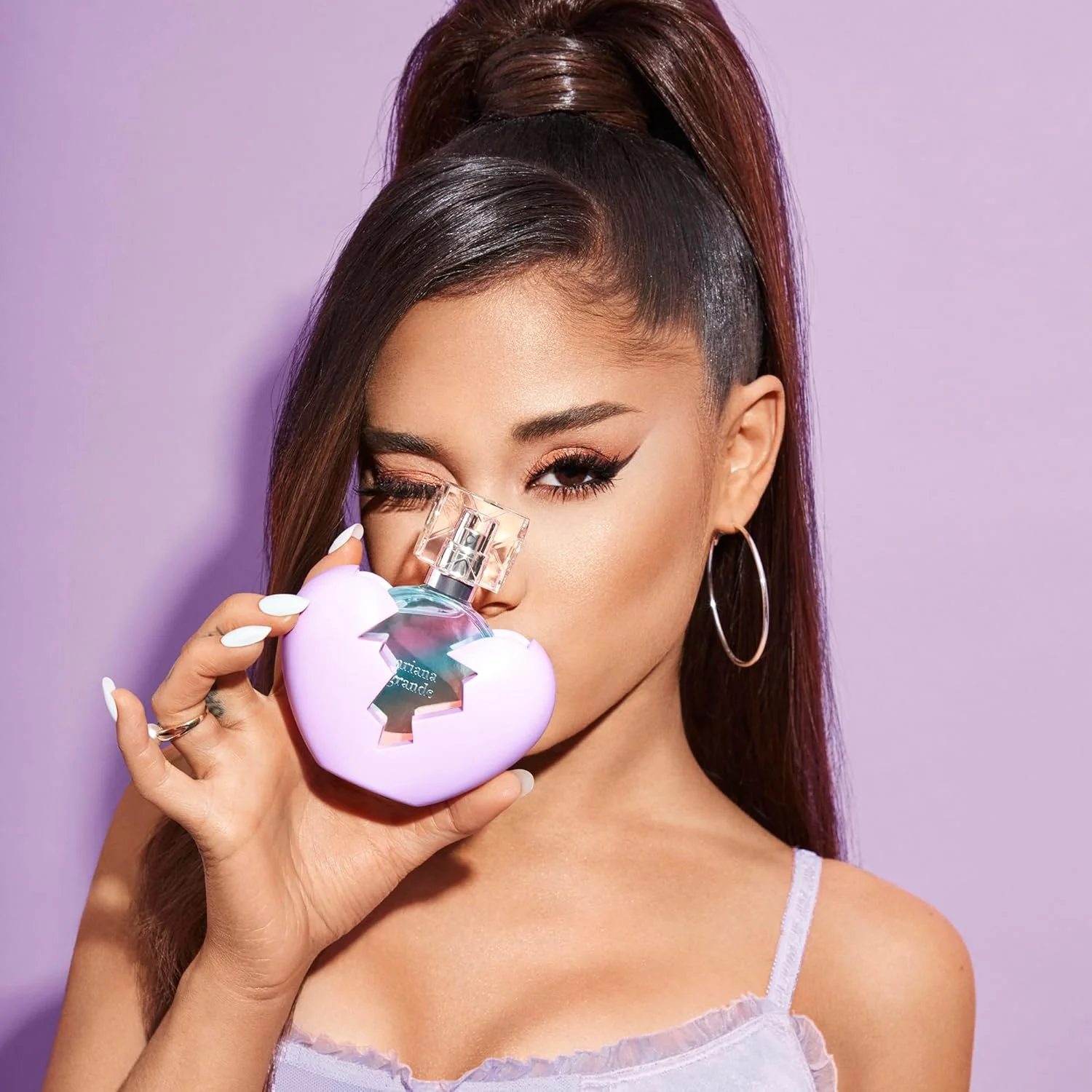 ادکلن زنانه آریانا گرانده Thank U, Next 2.0 - رایحه ماندگار با سیب آبدار، گلبرگ های یاس و مارشمالو خامه ای - عطر میوه ای گورمند - 30 میلی لیتر ادکلن زنانه آریانا گرانده Thank U, Next 2.0 - رایحه ماندگار با سیب آبدار، گلبرگ های یاس و مارشمالو خامه ای - عطر میوه ای گورمند - 30 میلی لیتر
