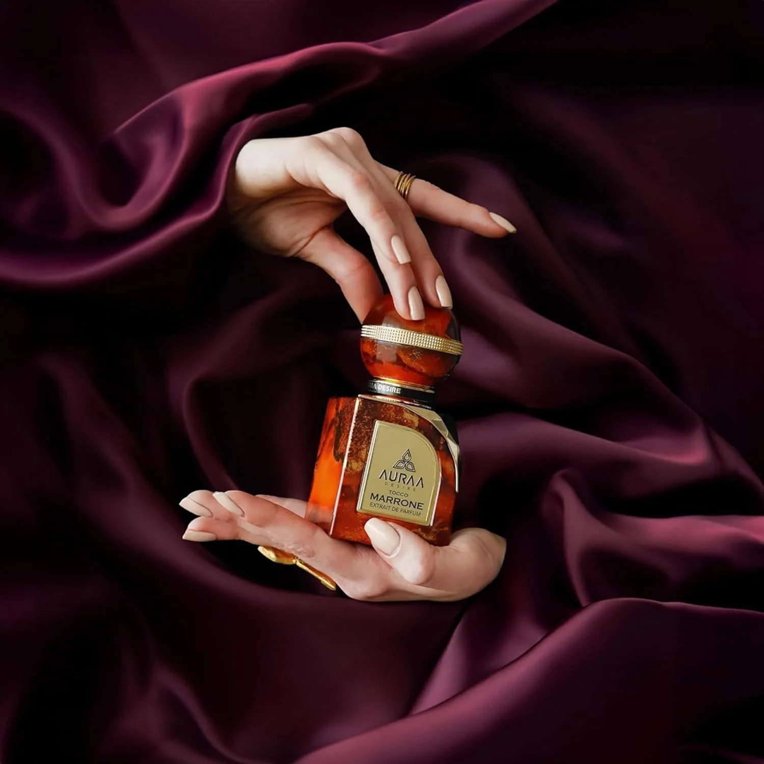 عطر اکستریت د پرفیوم مردانه و زنانه Auraa Desire Tocco Marrone (۱۰۰ میلی لیتر) عطر اکستریت د پرفیوم مردانه و زنانه Auraa Desire Tocco Marrone (۱۰۰ میلی لیتر)