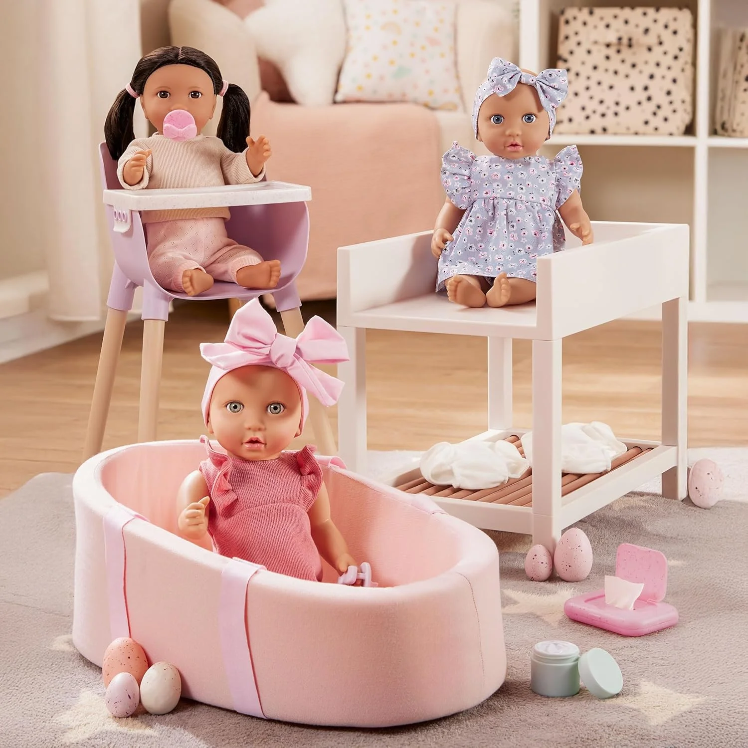 ایستگاه تعویض پوشک عروسک LullaBaby – شامل 2 پوشک با مینی پولیشی و وسایل مراقبت خیالی – لوازم جانبی عروسک – بازی خیالی 2+ سال