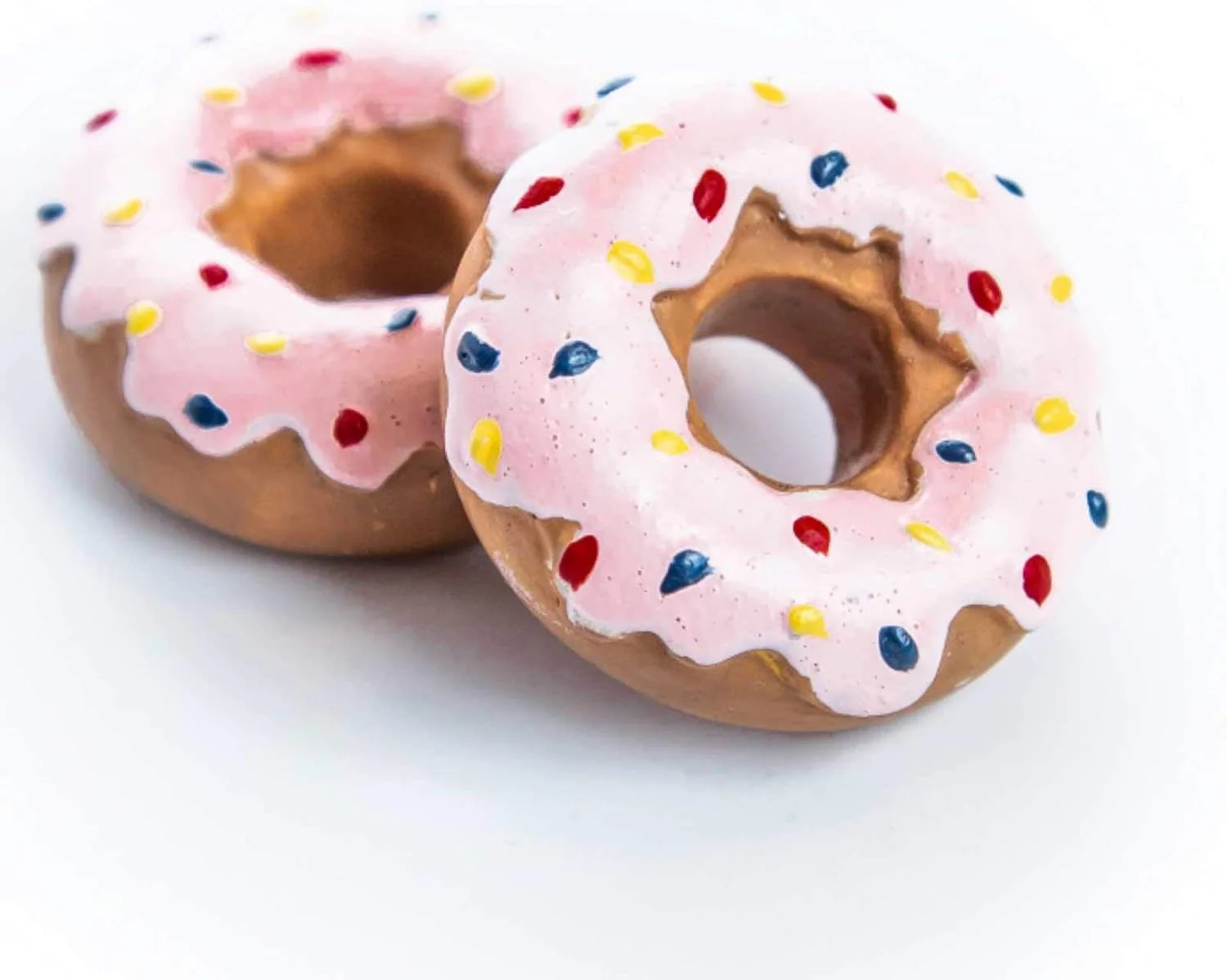 مجموعه نانوایی Queen's Treasures، دونات های توت فرنگی با روکش فراستینگ برای مبلمان عروسک 18 اینچی American Girl و لوازم جانبی غذای بازی