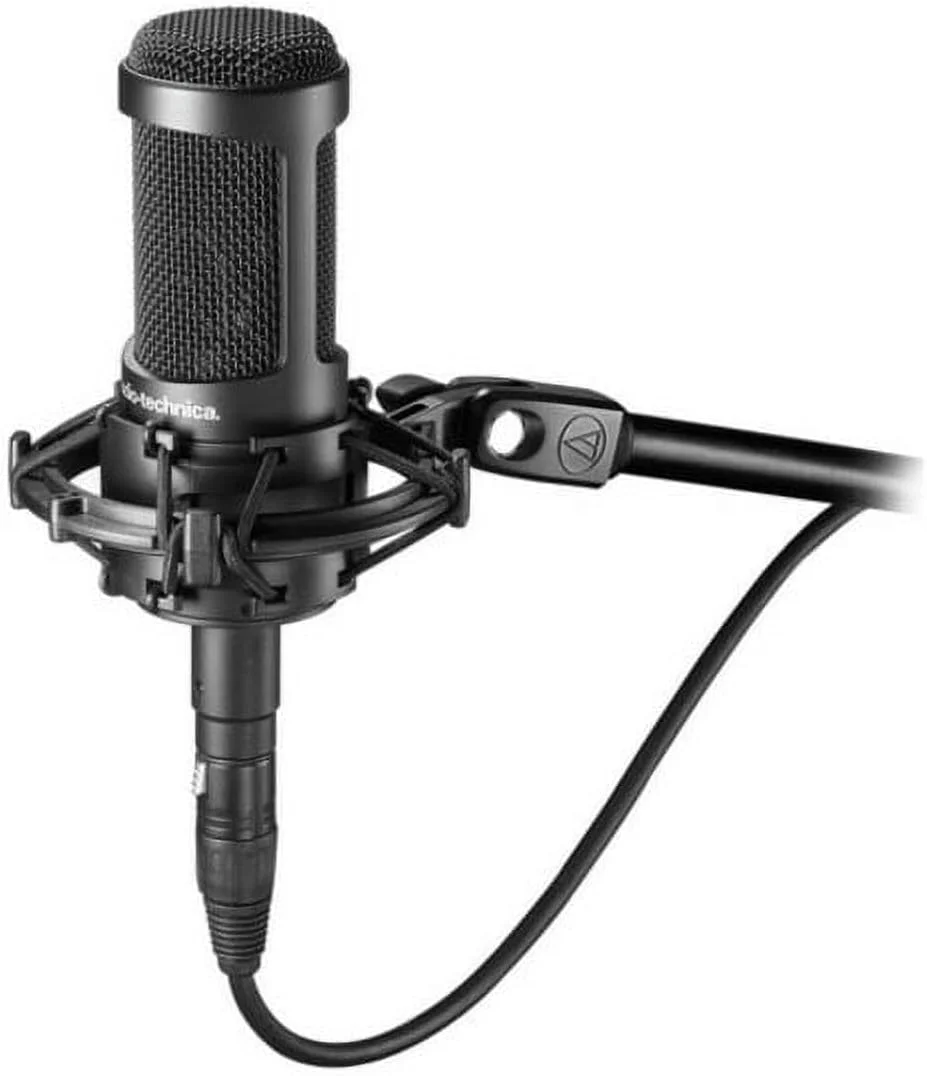 میکروفون کاندنسر کاردیوئید Audio-Technica AT2035 به همراه لرزه‌گیر، پاپ فیلتر، کابل XLR 3 متری، کیت تمیز کننده و موارد دیگر