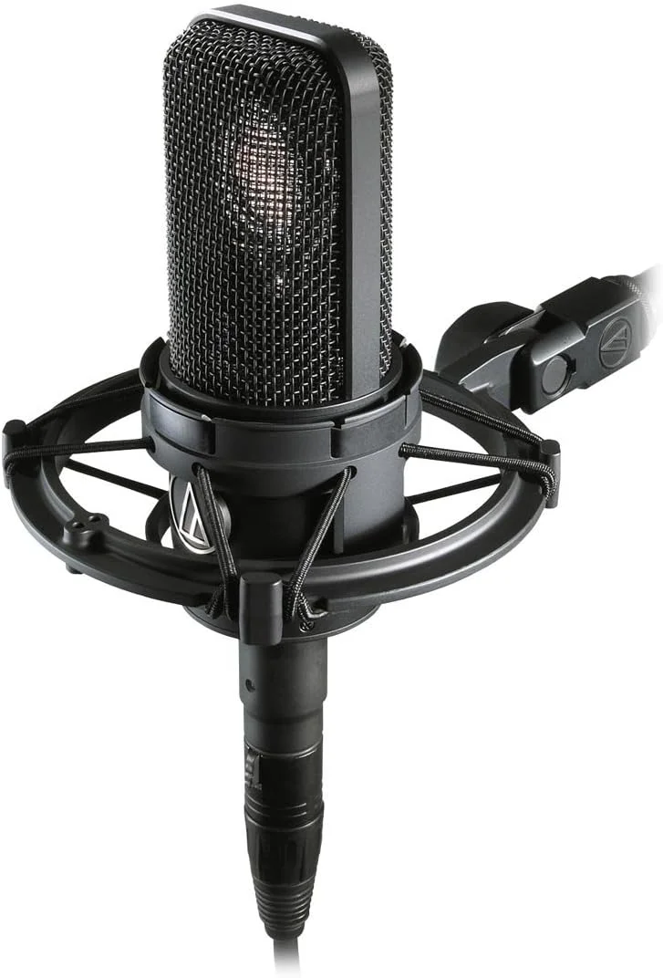 مجموعه میکروفون کاندنسر کاردیوئید Audio-Technica AT4040 به همراه پایه بوم، پاپ فیلتر، کابل XLR و پارچه پولیش Austin Bazaar مجموعه میکروفون کاندنسر کاردیوئید Audio-Technica AT4040 به همراه پایه بوم، پاپ فیلتر، کابل XLR و پارچه پولیش Austin Bazaar
