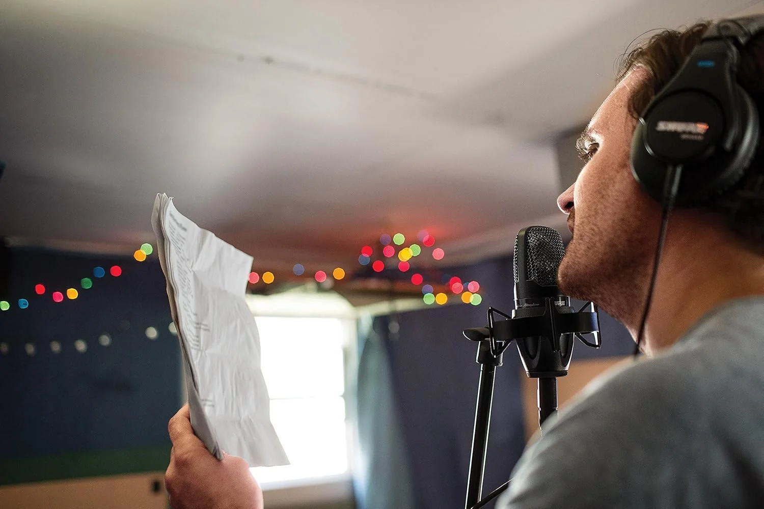 میکروفون کاندنسر کاردیوید با دیافراگم بزرگ Shure PG ALTA با لرزه گیر و کیف حمل، بدون کابل PGA27 LC، مشکی میکروفون کاندنسر کاردیوید با دیافراگم بزرگ Shure PG ALTA با لرزه گیر و کیف حمل، بدون کابل PGA27 LC، مشکی