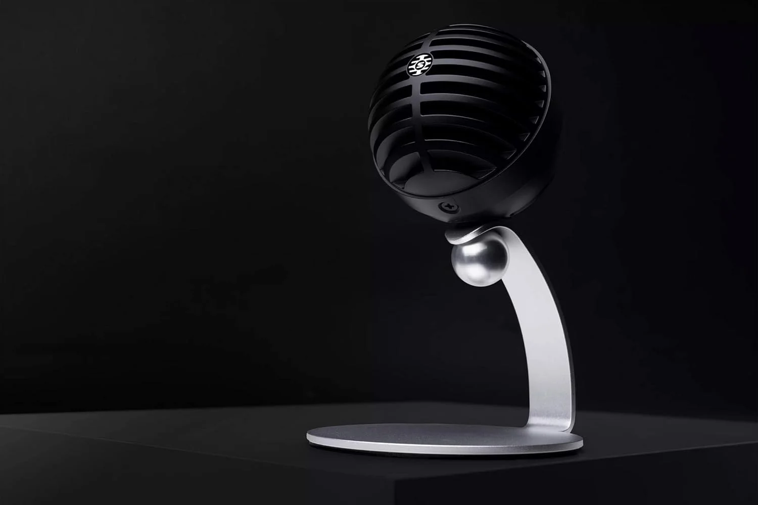 میکروفون اداری Shure MV5C، کیفیت صدای حرفه ای قابل حمل، برای تماس های صوتی و تصویری، سازگار با iOS، ویندوز، Zoom و Teams، مشکی میکروفون اداری Shure MV5C، کیفیت صدای حرفه ای قابل حمل، برای تماس های صوتی و تصویری، سازگار با iOS، ویندوز، Zoom و Teams، مشکی