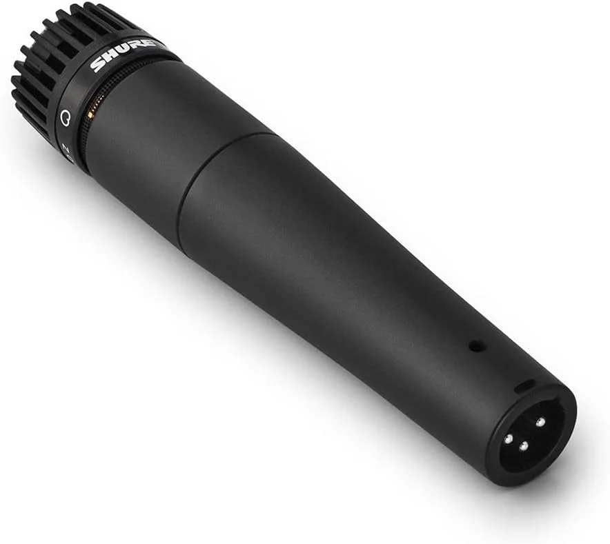میکروفون ساز Shure SM57، دینامیک، کاردیود، آماده استودیو، برای اجرای زنده ساز و ضبط صدای حرفه ای، مشکی میکروفون ساز Shure SM57، دینامیک، کاردیود، آماده استودیو، برای اجرای زنده ساز و ضبط صدای حرفه ای، مشکی