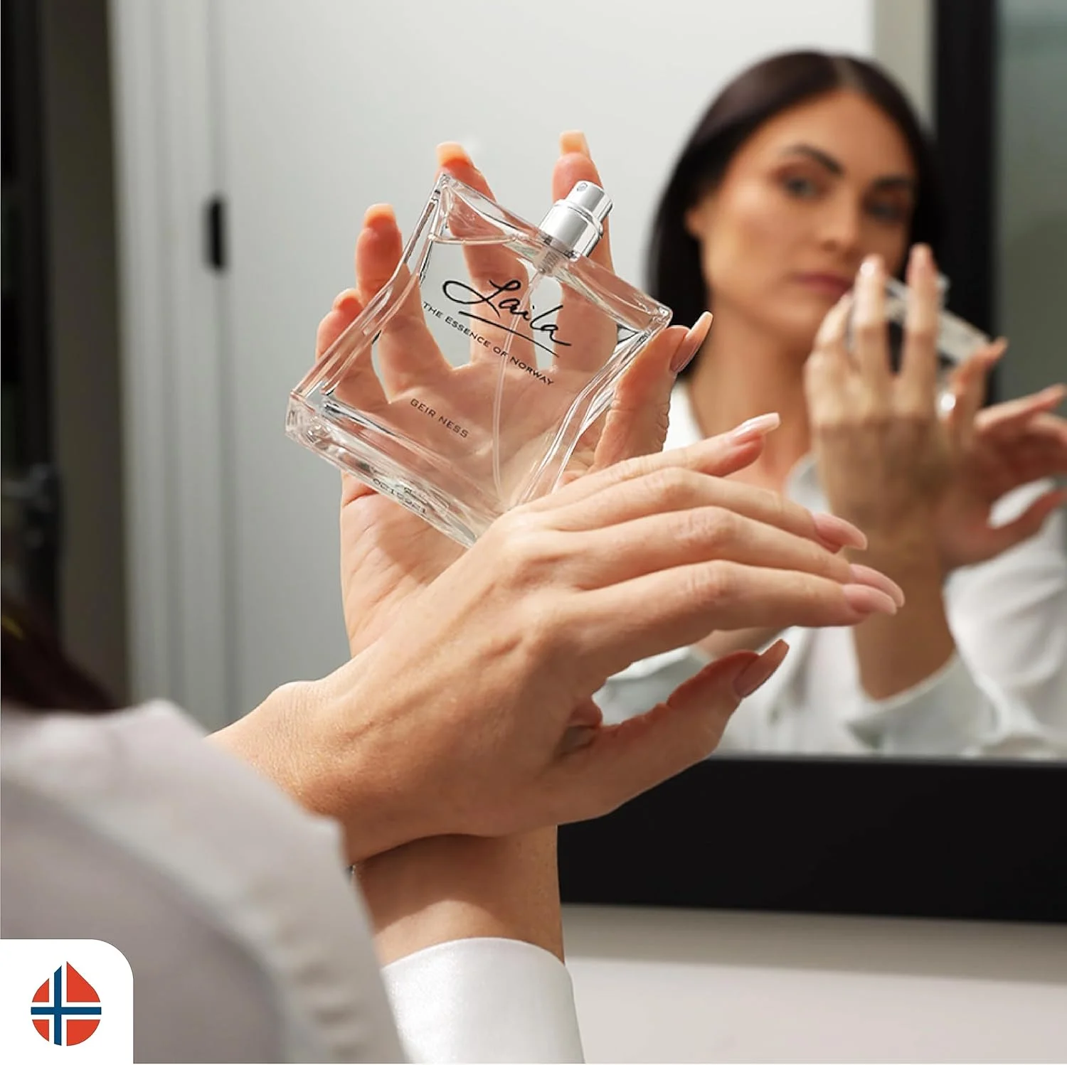 عطر ادو پرفیوم زنانه لایلا Geir Ness - رایحه ای ماندگار، تازه، سبک و پاکیزه - ترکیبی از رایحه میوه ای و گلی (50 میلی لیتر) عطر ادو پرفیوم زنانه لایلا Geir Ness - رایحه ای ماندگار، تازه، سبک و پاکیزه - ترکیبی از رایحه میوه ای و گلی (50 میلی لیتر)