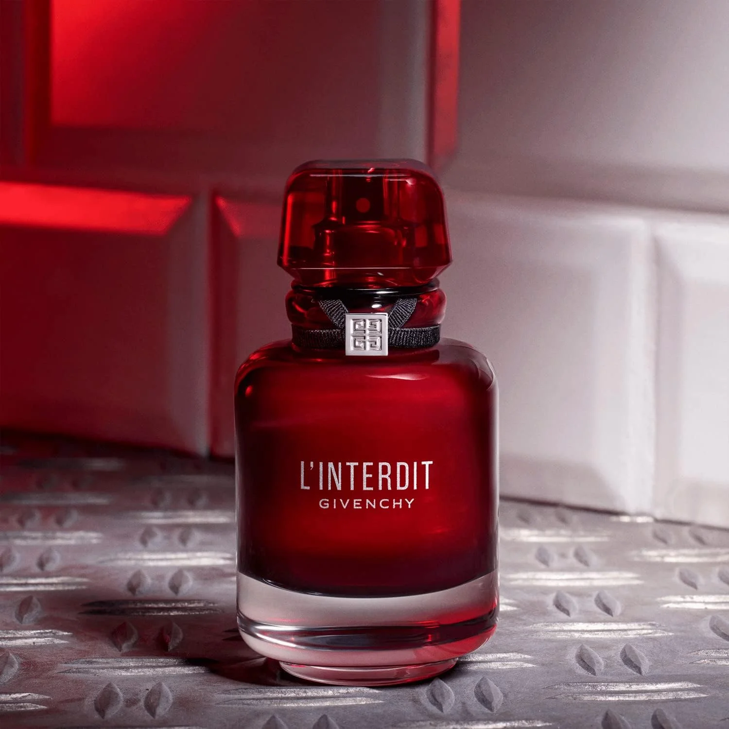 ادکلن زنانه جیوانچی L'Interdit Rouge EDP Spray 80ml ادکلن زنانه جیوانچی L'Interdit Rouge EDP Spray 80ml