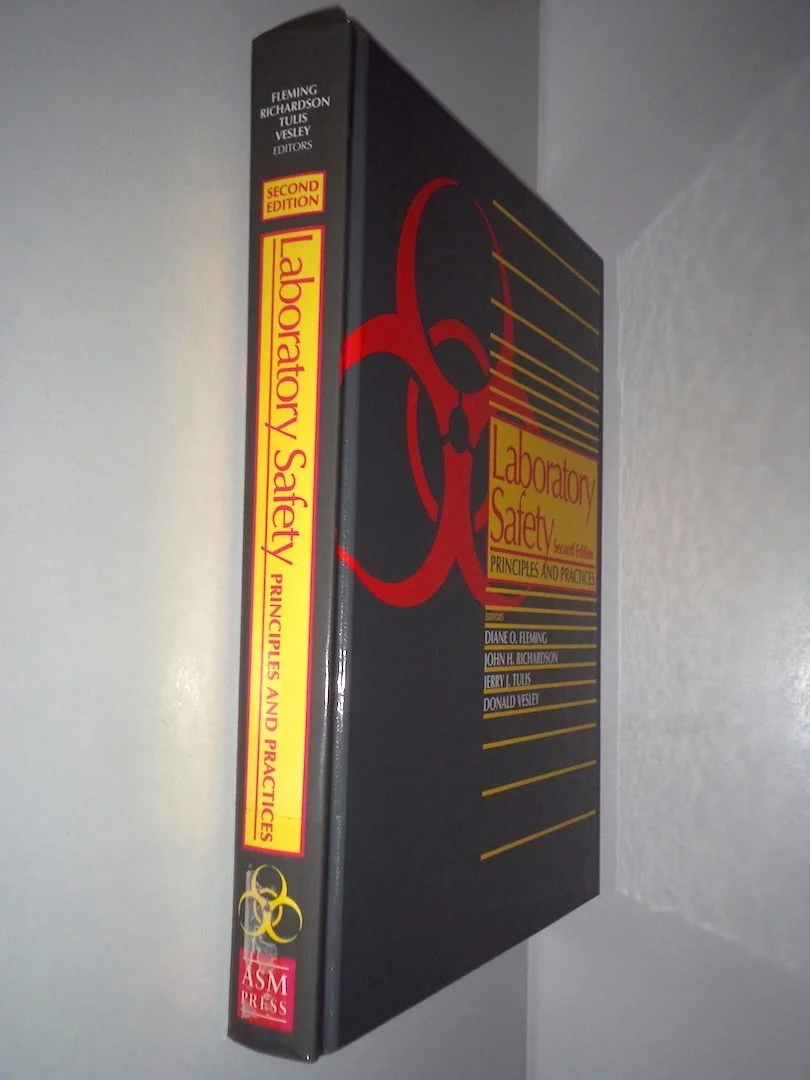 ایمنی آزمایشگاه: اصول و رویه ها ایمنی آزمایشگاه: اصول و رویه ها