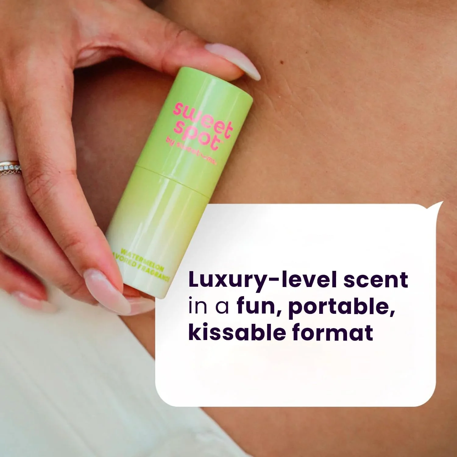 عطر جامد استیکی Sweetums Sweetspot مناسب سفر برای زنان با رایحه های ماندگار، فرمول غیر چسبنده و مواد طبیعی (هندوانه) عطر جامد استیکی Sweetums Sweetspot مناسب سفر برای زنان با رایحه های ماندگار، فرمول غیر چسبنده و مواد طبیعی (هندوانه)