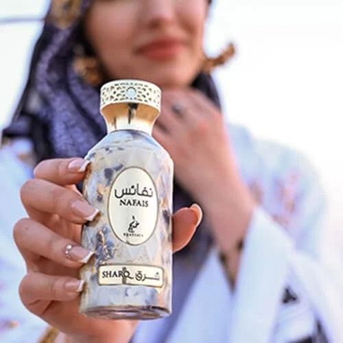 ادو پرفیوم زنانه خادلاج نفائس شرق، 100 میلی لیتر ادو پرفیوم زنانه خادلاج نفائس شرق، 100 میلی لیتر