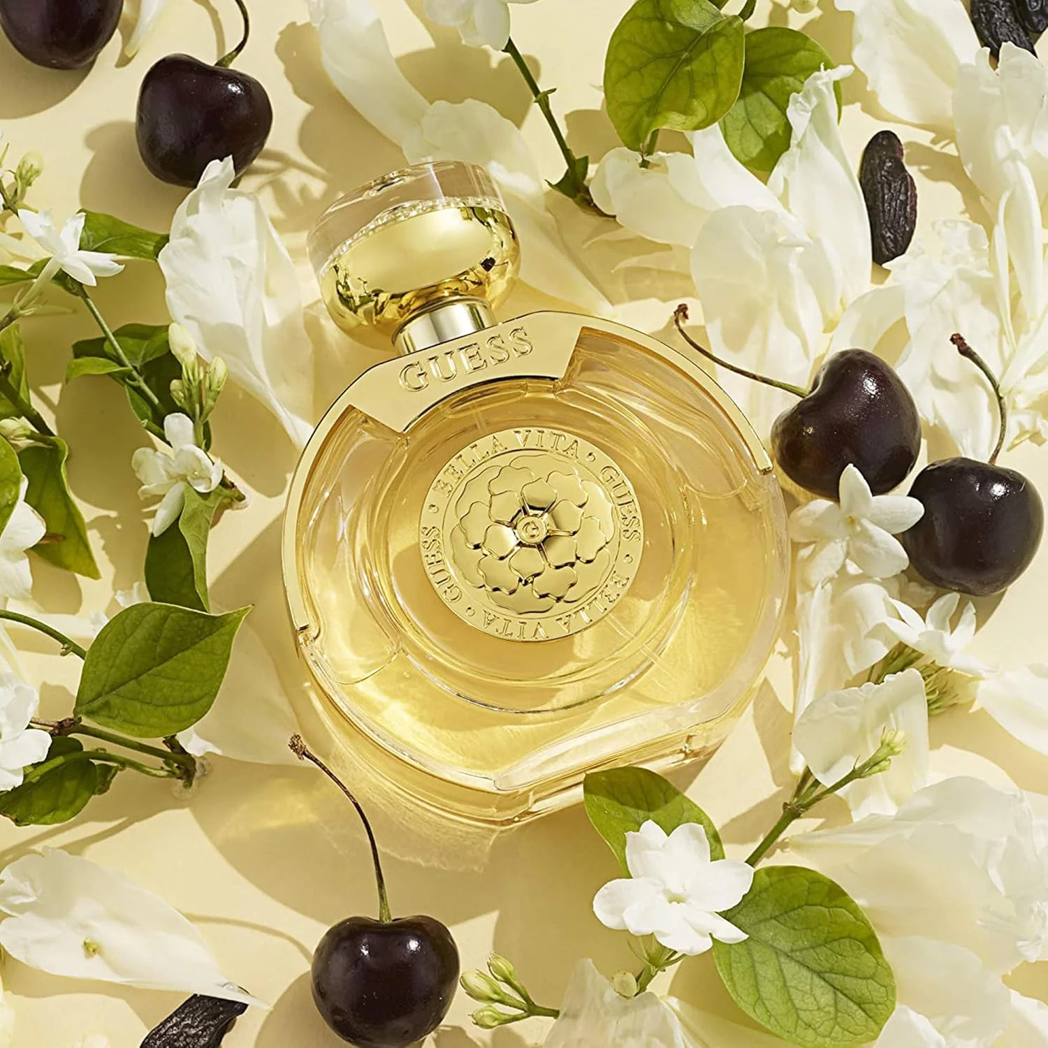 گس گس، عطر زنانه بلا ویتا ادو پرفیوم اسپری، طلایی، 100 میلی لیتر گس گس، عطر زنانه بلا ویتا ادو پرفیوم اسپری، طلایی، 100 میلی لیتر