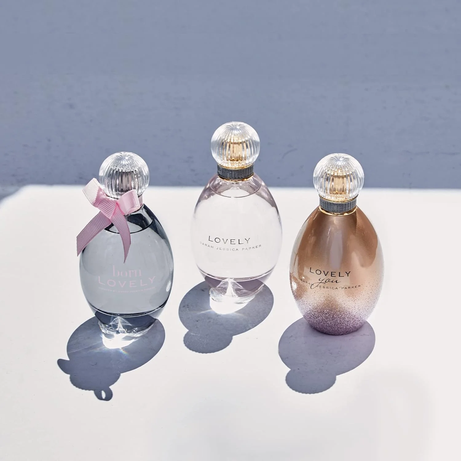 عطر ادکلن زنانه Lovely You By SJP - رایحه ای ملایم، تمیز و احساسی برای شب - طراحی شده برای بانوی مدرن - با رایحه های ظریف گل فریزیا وحشی، گل صد تومانی صورتی و وانیل 100 میلی لیتر