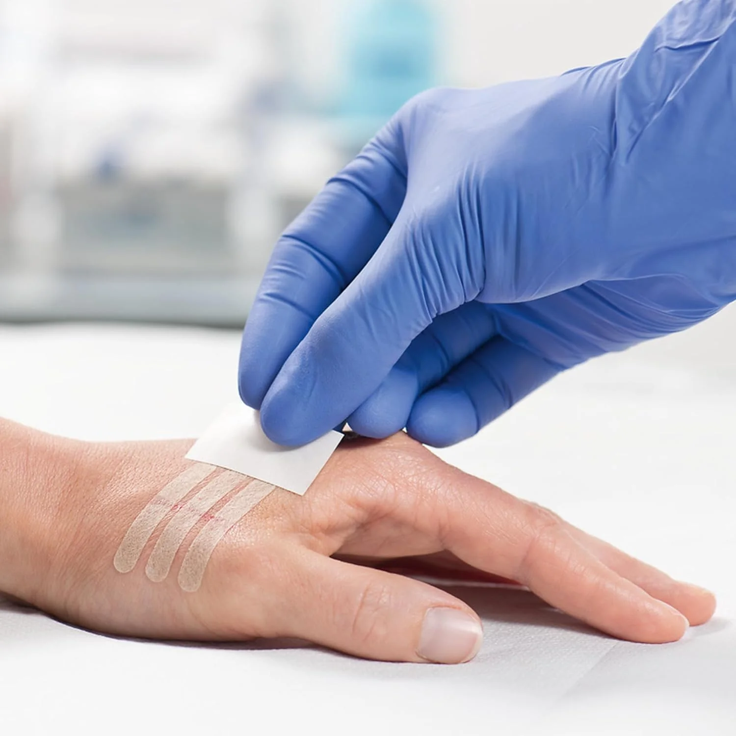 نوار بخیه استریل هارتمن امنی استریپ 6x38 میلی متر (بسته 300 عددی) نوار بخیه استریل هارتمن امنی استریپ 6x38 میلی متر (بسته 300 عددی)