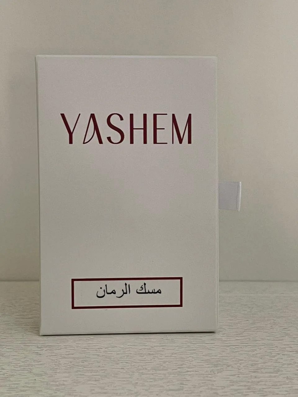 بادی میست انار مشک یاشم – اسپری عطر عربی ماندگار برای زنان و مردان | بدون الکل، مشک تازه و رایحه میوه ای | عطر مسافرتی عطر | اسپری بدن عربی لوکس | 12 میلی لیتر