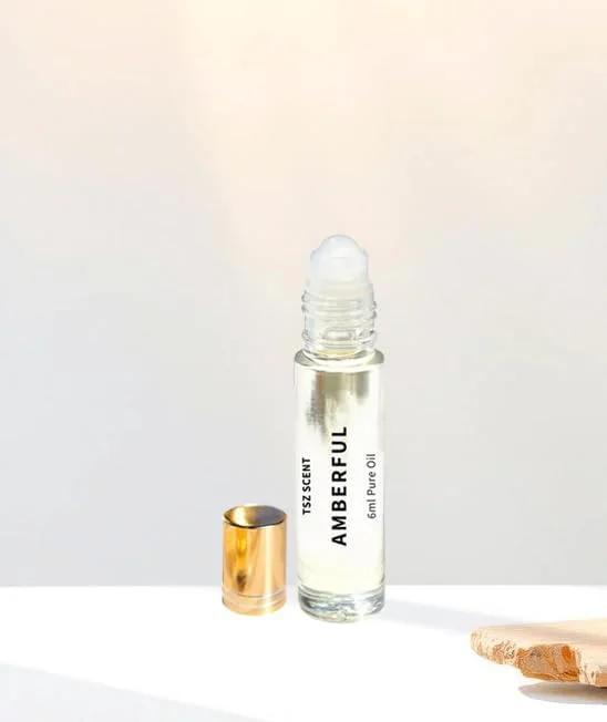 روغن عطر عنبرفول تی اس زد - 6 میلی لیتر رولی - رایحه ای ماندگار و یونیسکس | عطر شرقی چوبی برای مردان و زنان | ایده آل برای استفاده در سفر