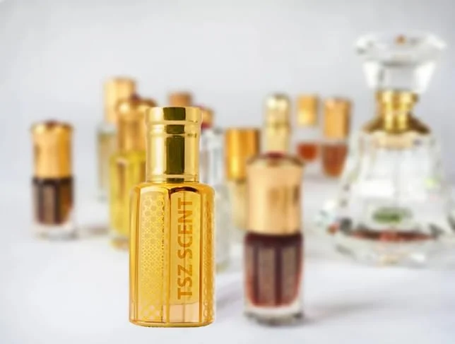 روغن عطر شکلات کرم TSZ Scent 12 میلی لیتر - رایحه ماندگار شکلات و مشک شیرین برای زنان و مردان | عطر عربی بر پایه روغن، عطر هدیه لوکس، استفاده روزانه روغن عطر شکلات کرم TSZ Scent 12 میلی لیتر - رایحه ماندگار شکلات و مشک شیرین برای زنان و مردان | عطر عربی بر پایه روغن، عطر هدیه لوکس، استفاده روزانه