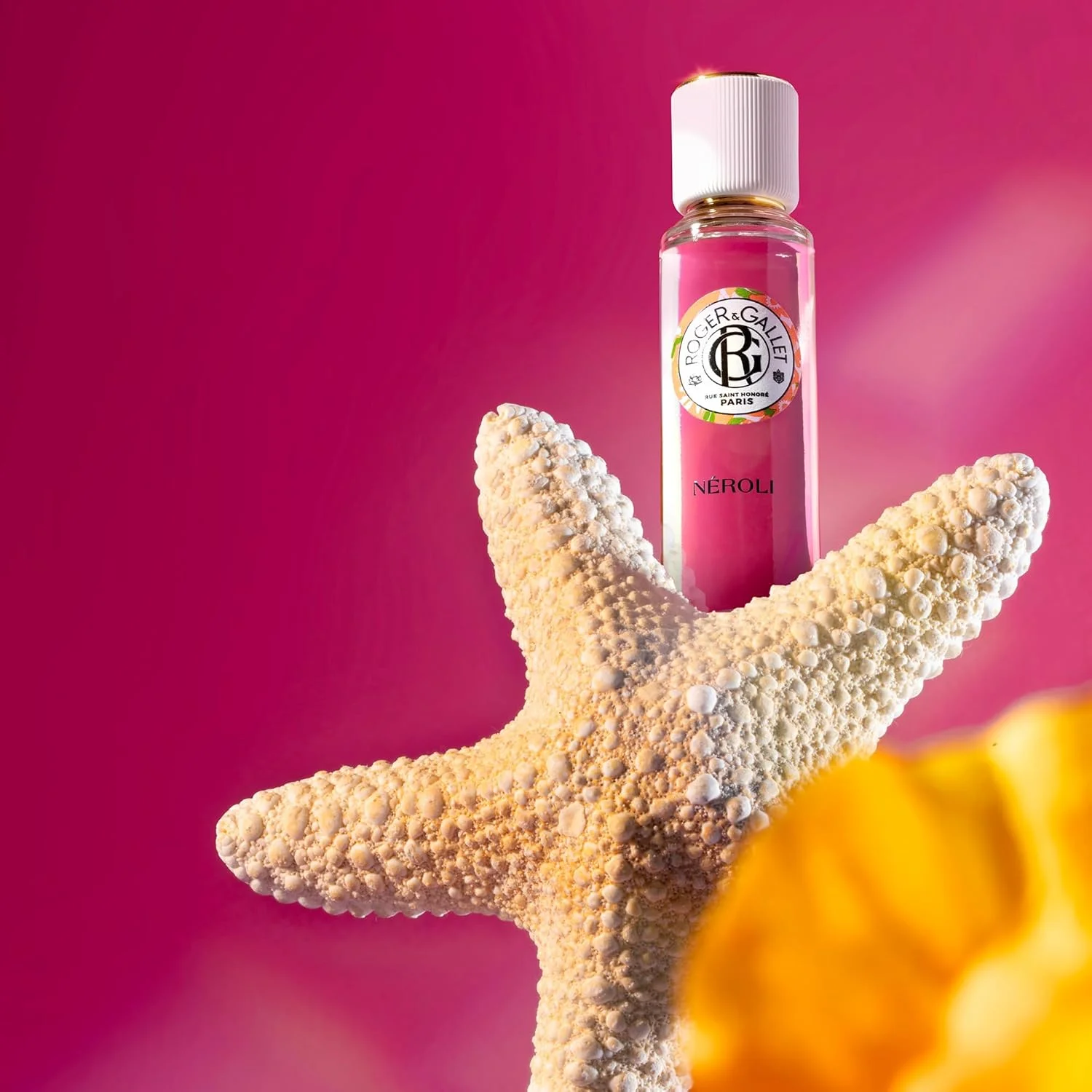 اسپری آب معطر و آرامش بخش نرولی راجر اند گالت مناسب برای آقایان و بانوان - اسپری 3.3 اونس اسپری آب معطر و آرامش بخش نرولی راجر اند گالت مناسب برای آقایان و بانوان - اسپری 3.3 اونس