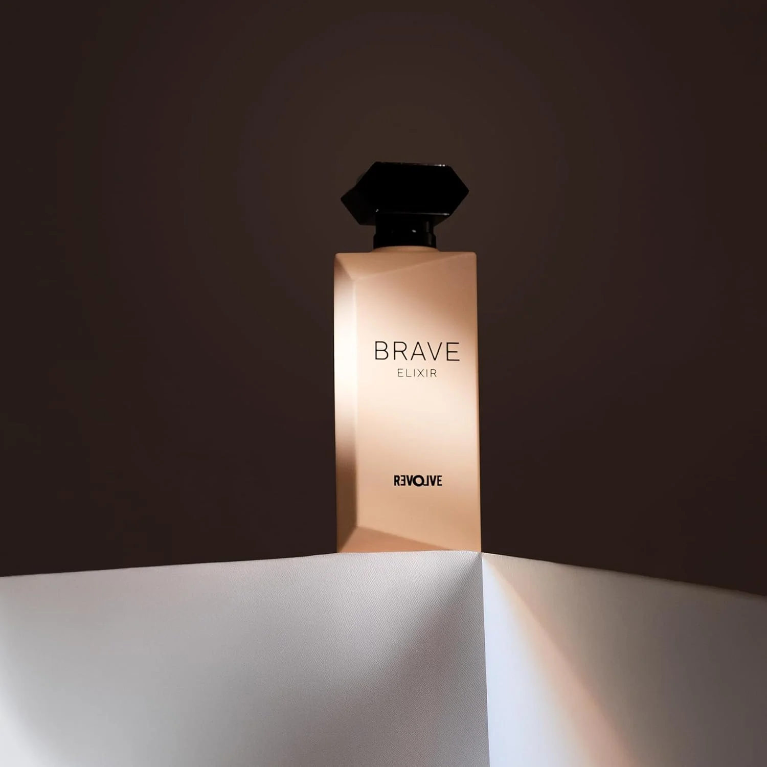 ادو پرفیوم زنانه REVOLVE Brave Elixir - 100 میلی لیتر | عطر ممتاز و ماندگار | رایحه لوکس | مناسب برای کار، مجالس و مناسبت های خاص ادو پرفیوم زنانه REVOLVE Brave Elixir - 100 میلی لیتر | عطر ممتاز و ماندگار | رایحه لوکس | مناسب برای کار، مجالس و مناسبت های خاص