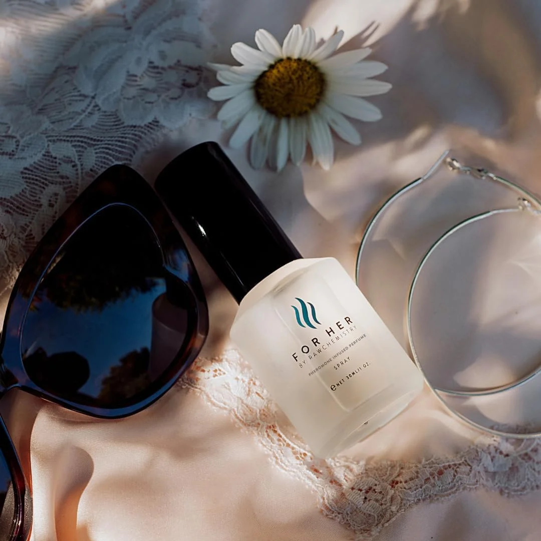 اسپری عطر فرمون زنانه RawChemistry [جذب مردان] - Elegance، فرمول فرمون انسانی با قدرت فوق العاده (اسپری 1 اونس مایع)