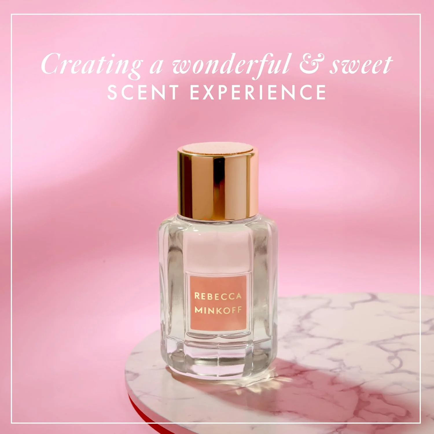 رِبکا مینکوف بلاش بای رِبکا مینکوف - عطر زنانه - رایحه های اولیه درخشان مرکبات و انگور فرنگی سیاه - رایحه های میانی گل های سفید و با طراوت - برجسته شده با چوب سدر - اسپری ادو پرفیوم 100 میلی لیتری