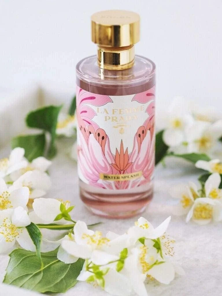 ادکلن زنانه پرادا La Femme Water Spalsh Eau de Toilette، 150 میلی لیتر ادکلن زنانه پرادا La Femme Water Spalsh Eau de Toilette، 150 میلی لیتر