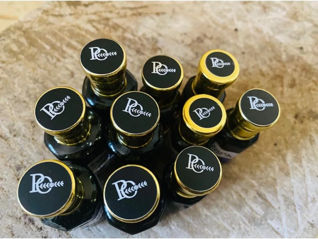 پرو عود اند پرفیومز مُخَلّط | اسلامی | روغنی، 6 میلی لیتر | بطری | ساخت امارات متحده عربی | روغن عطر بدون الکل برای مردان و زنان | روغن عطر خالص و طبیعی با رایحه ماندگار پرو عود اند پرفیومز مُخَلّط | اسلامی | روغنی، 6 میلی لیتر | بطری | ساخت امارات متحده عربی | روغن عطر بدون الکل برای مردان و زنان | روغن عطر خالص و طبیعی با رایحه ماندگار