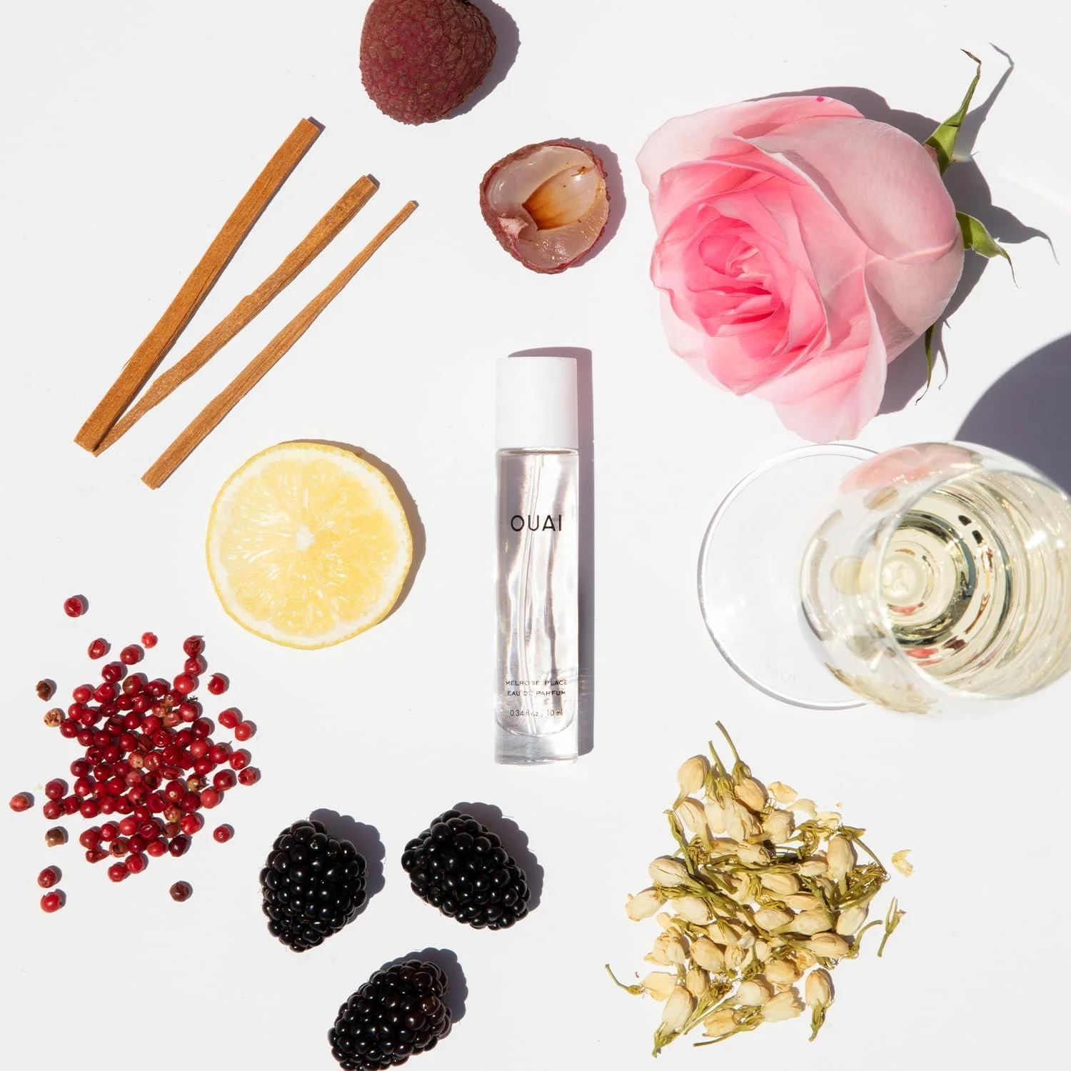 عطر زنانه سفری اوای ملروز پلیس ادو پرفیوم - عطر زنانه شیک برای استفاده روزمره - رایحه گلی تازه با نت های شامپاین، ترنج و رز با ته رنگ های ظریف چوب سدر و سرخالو (10 میلی لیتر) عطر زنانه سفری اوای ملروز پلیس ادو پرفیوم - عطر زنانه شیک برای استفاده روزمره - رایحه گلی تازه با نت های شامپاین، ترنج و رز با ته رنگ های ظریف چوب سدر و سرخالو (10 میلی لیتر)
