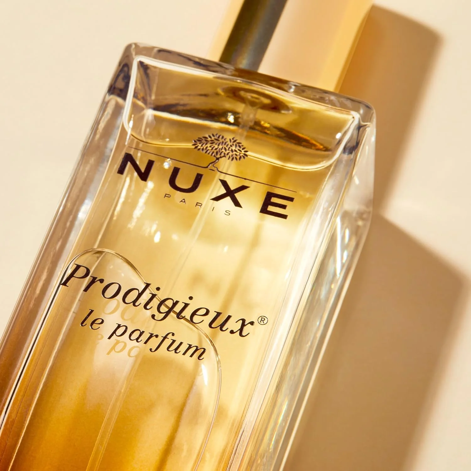 NUXE Prodigieux Le Parfum 30ml، ادو پرفیوم حسی، با رایحه شکوفه پرتقال و وانیل، عطر ماندگار الهام گرفته از Huile Prodigieuse، فرمول وگان NUXE Prodigieux Le Parfum 30ml، ادو پرفیوم حسی، با رایحه شکوفه پرتقال و وانیل، عطر ماندگار الهام گرفته از Huile Prodigieuse، فرمول وگان