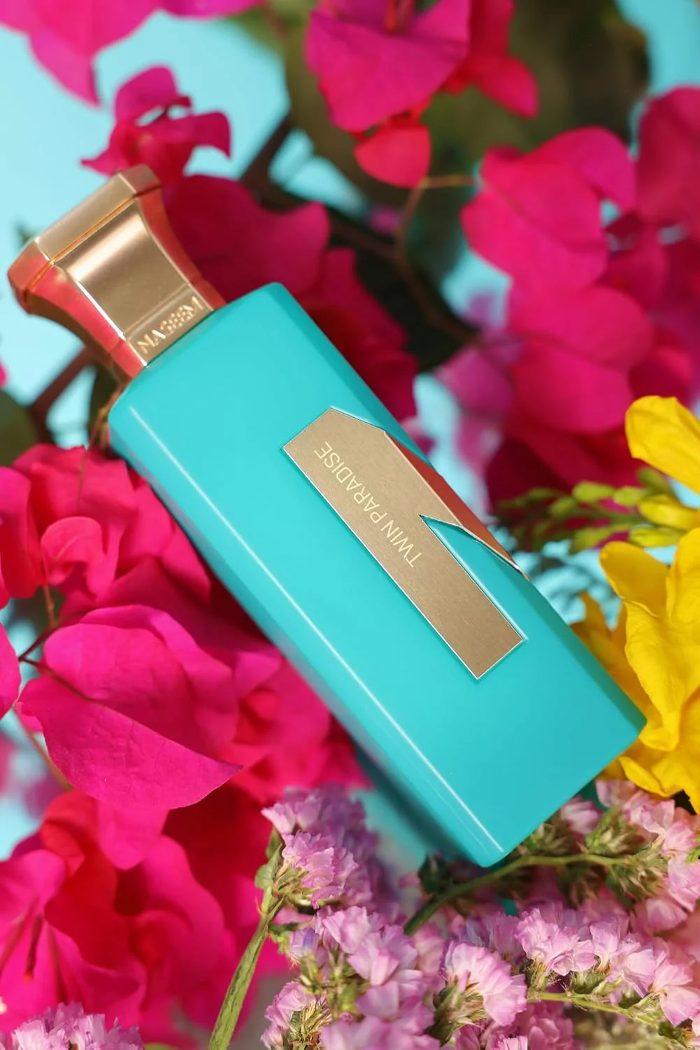 عطر زنانه و مردانه نسیم مدل Twin Paradise Aqua حجم 75 میل سری N - ادو پرفیوم بدون الکل با رایحه ملایم، ماندگاری طولانی و ضد حساسیت مناسب برای هر مناسبت عطر زنانه و مردانه نسیم مدل Twin Paradise Aqua حجم 75 میل سری N - ادو پرفیوم بدون الکل با رایحه ملایم، ماندگاری طولانی و ضد حساسیت مناسب برای هر مناسبت