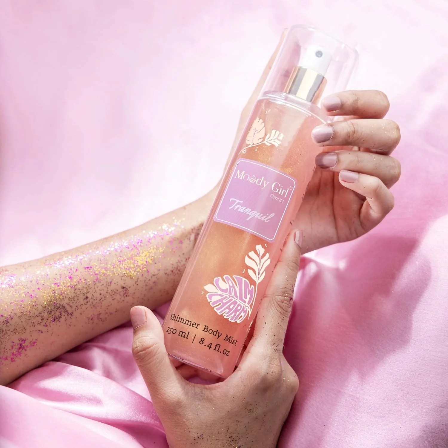 بادی میست شیمر ماندگار و لوکس Moody Girl Tranquil 250ml برای زنان و دختران | پشن فروت، نارنگی، گل صد تومانی و انواع توت ها، رایحه مشک و میوه ای برای زنان و دختران | ایده آل برای استفاده روزانه بادی میست شیمر ماندگار و لوکس Moody Girl Tranquil 250ml برای زنان و دختران | پشن فروت، نارنگی، گل صد تومانی و انواع توت ها، رایحه مشک و میوه ای برای زنان و دختران | ایده آل برای استفاده روزانه