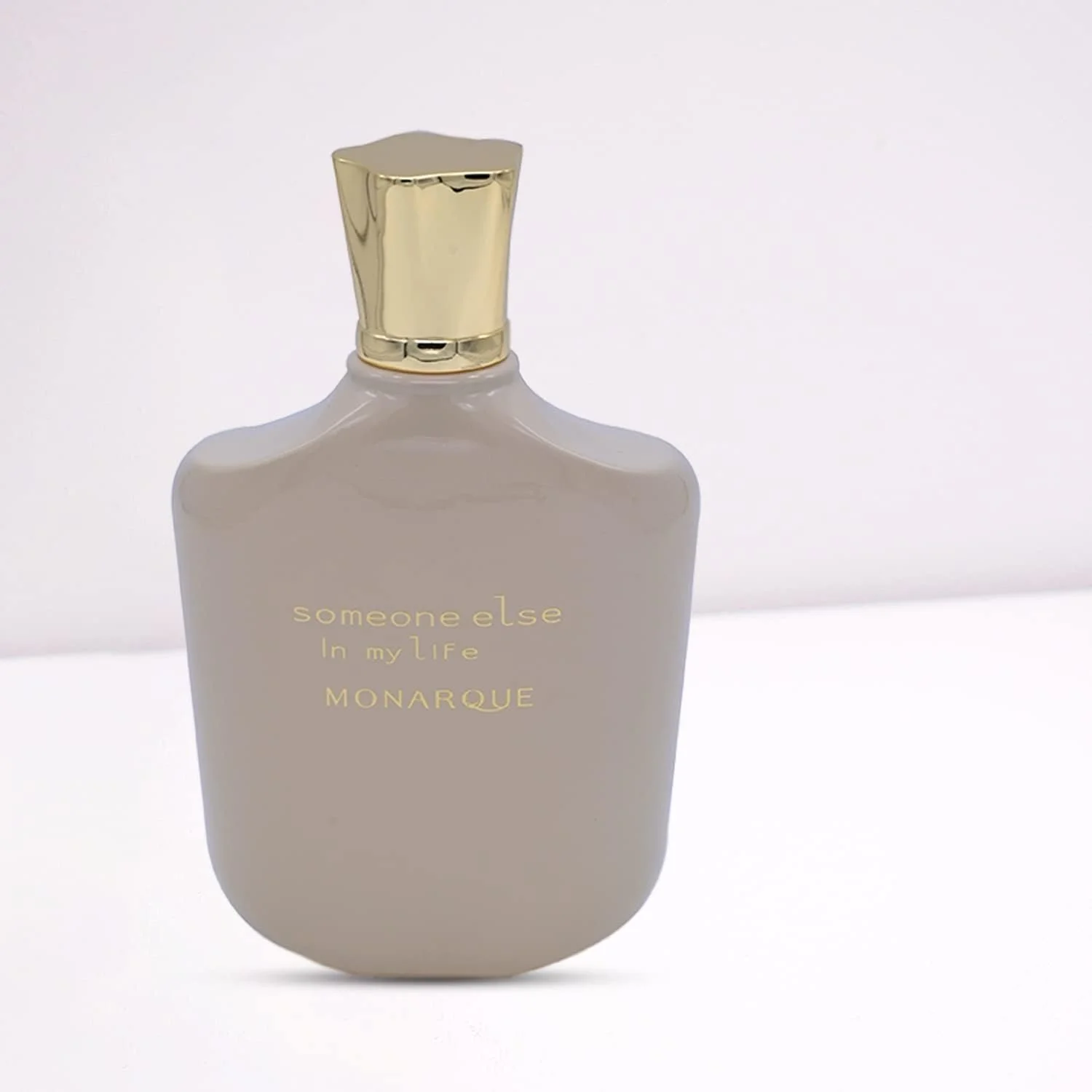 عطر ادوپرفیوم زنانه مونارک Someone else in my life با رایحه ماندگار گلی-میوه ای 100 میلی لیتر
