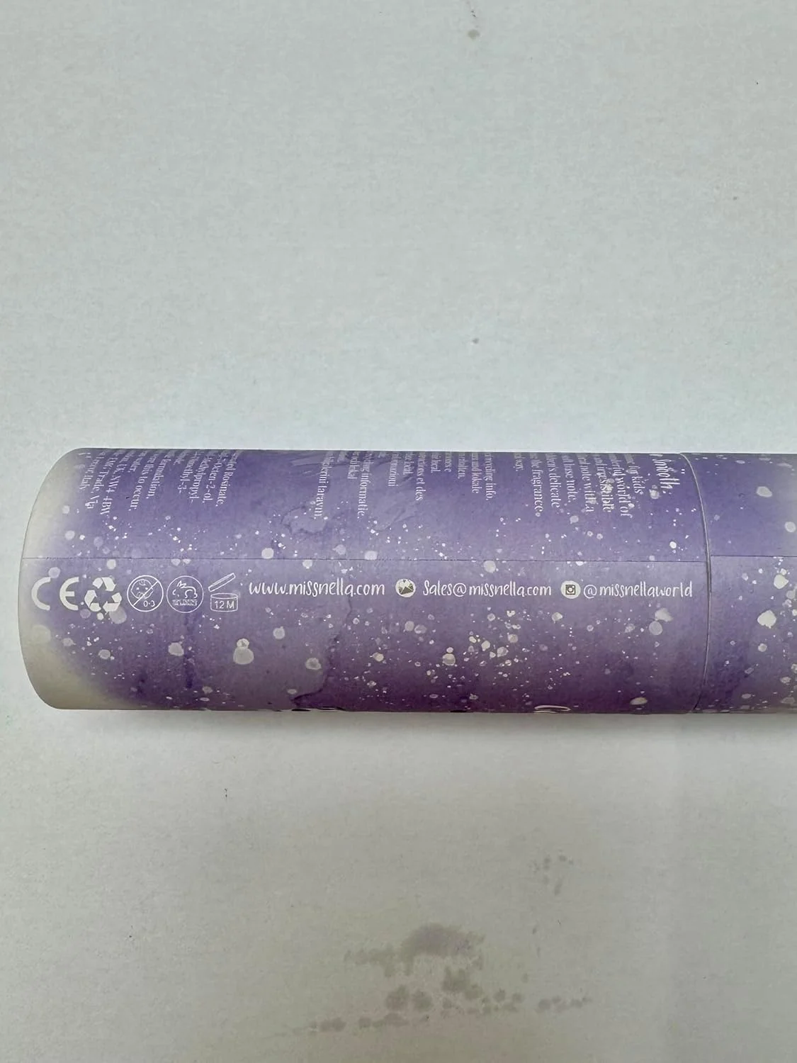 عطر رولی کودکانه میس نلا مدل Cool Like Me با رایحه ای تازه، ایمن و طبیعی، روغن عطر پسرانه و دخترانه با اپلیکاتور رولی، 10 میلی لیتر عطر رولی کودکانه میس نلا مدل Cool Like Me با رایحه ای تازه، ایمن و طبیعی، روغن عطر پسرانه و دخترانه با اپلیکاتور رولی، 10 میلی لیتر