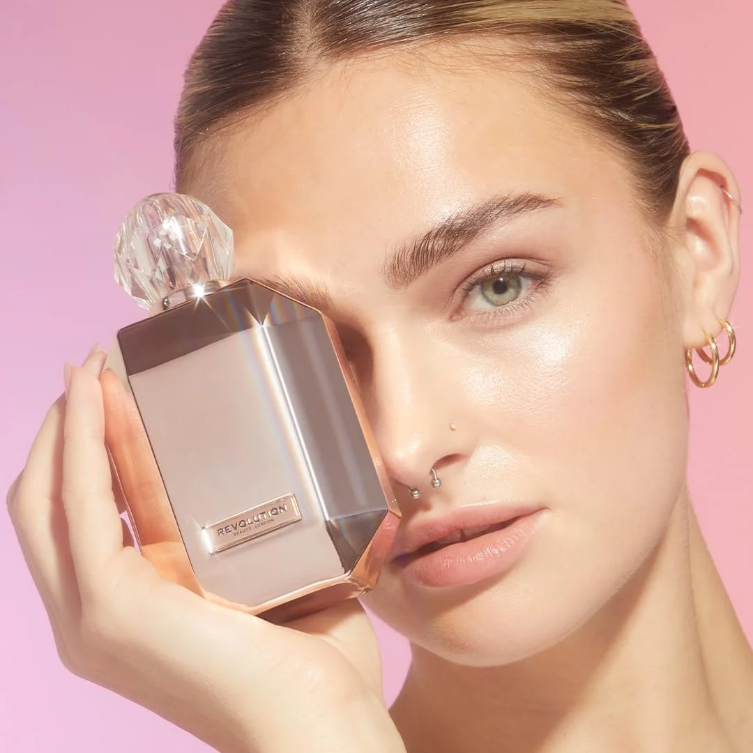 ادکلن زنانه Makeup Revolution مدل Fragrance Goddess حجم 100 میل ادکلن زنانه Makeup Revolution مدل Fragrance Goddess حجم 100 میل