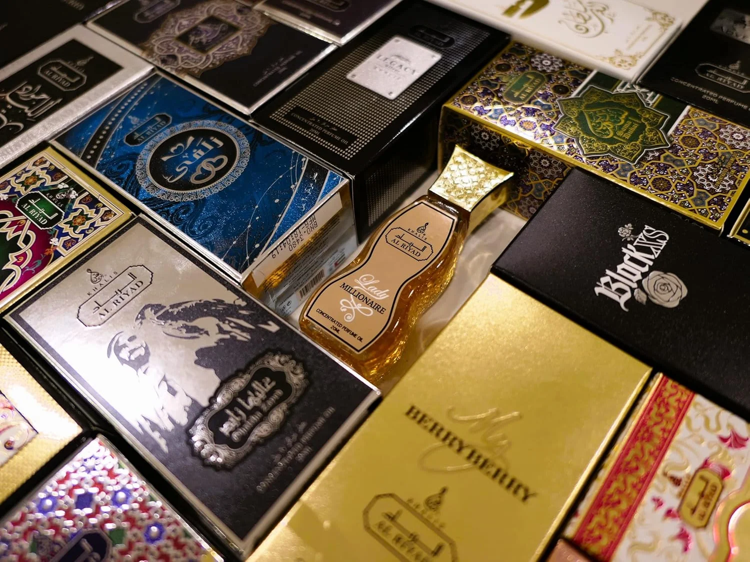 Maison d'Orient MUSK AL SHUYUKH 20 mL روغن رولی فرمون عشق واقعی، مسافرتی زنانه، رولی مشک. عطرهای عربی AL RIYAD. عطر زنانه عربی اورجینال Maison d'Orient MUSK AL SHUYUKH 20 mL روغن رولی فرمون عشق واقعی، مسافرتی زنانه، رولی مشک. عطرهای عربی AL RIYAD. عطر زنانه عربی اورجینال