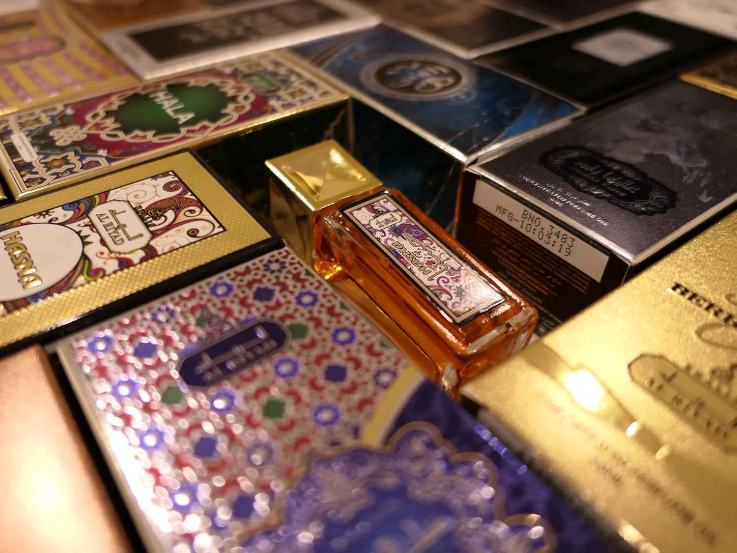 Maison d'Orient MUSK AL SHUYUKH 20 mL روغن رولی فرمون عشق واقعی، مسافرتی زنانه، رولی مشک. عطرهای عربی AL RIYAD. عطر زنانه عربی اورجینال Maison d'Orient MUSK AL SHUYUKH 20 mL روغن رولی فرمون عشق واقعی، مسافرتی زنانه، رولی مشک. عطرهای عربی AL RIYAD. عطر زنانه عربی اورجینال