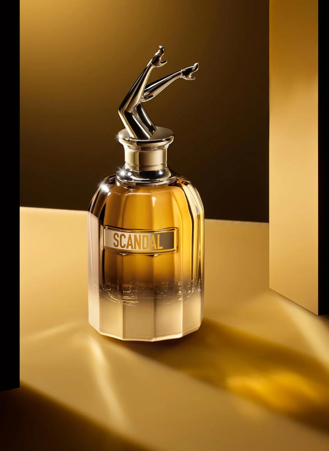 عطر زنانه ژان پل گوتیه اسکندل ابسولو ادو پرفیوم 80 میل عطر زنانه ژان پل گوتیه اسکندل ابسولو ادو پرفیوم 80 میل