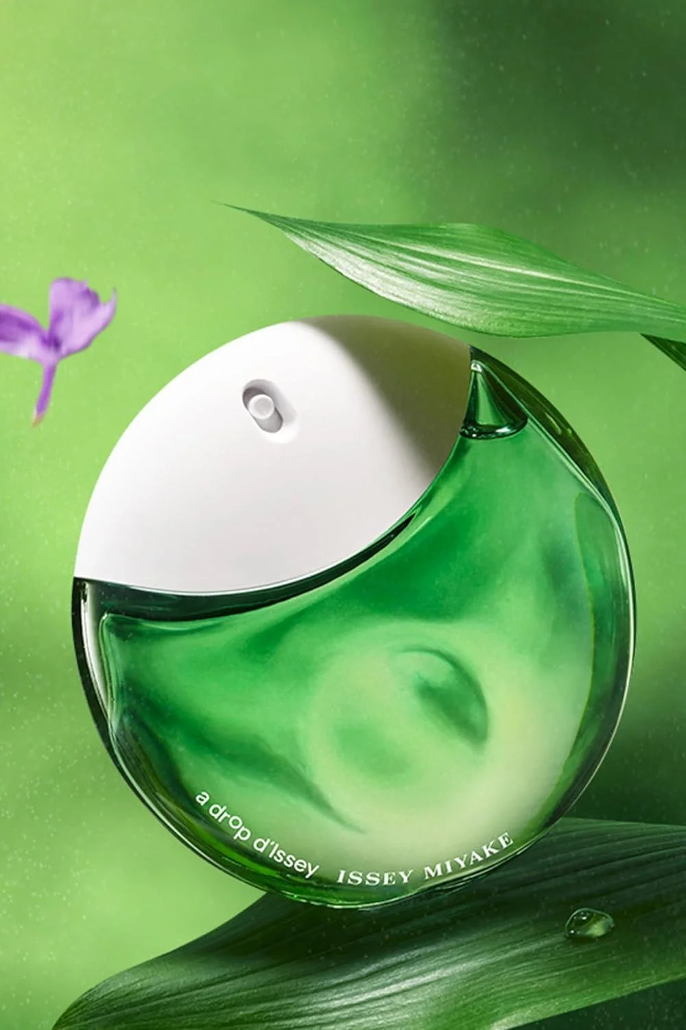 ایسی میاکه اِی دراپ د ایسِی ادو پرفیوم اسنشیِل - عطر گلی، آبزی و گیاهی با رایحه های یاس بنفش، مگنولیا و مشک - عطر زنانه ایسی میاکه اِی دراپ د ایسِی ادو پرفیوم اسنشیِل - عطر گلی، آبزی و گیاهی با رایحه های یاس بنفش، مگنولیا و مشک - عطر زنانه